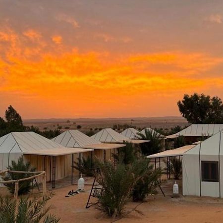 Sahara Traveling Camp Hotel Merzouga Exterior photo